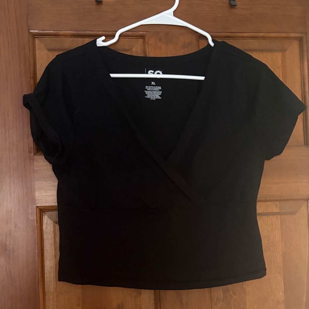 SO Black Wrap Crop Top
